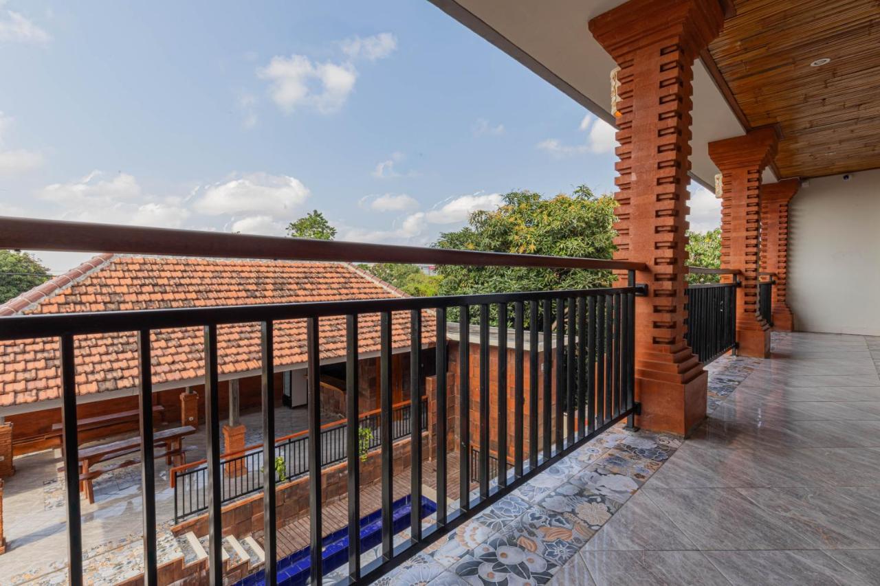 Candra Loka Studio & Apartment By The Loka Керобокан Екстер'єр фото