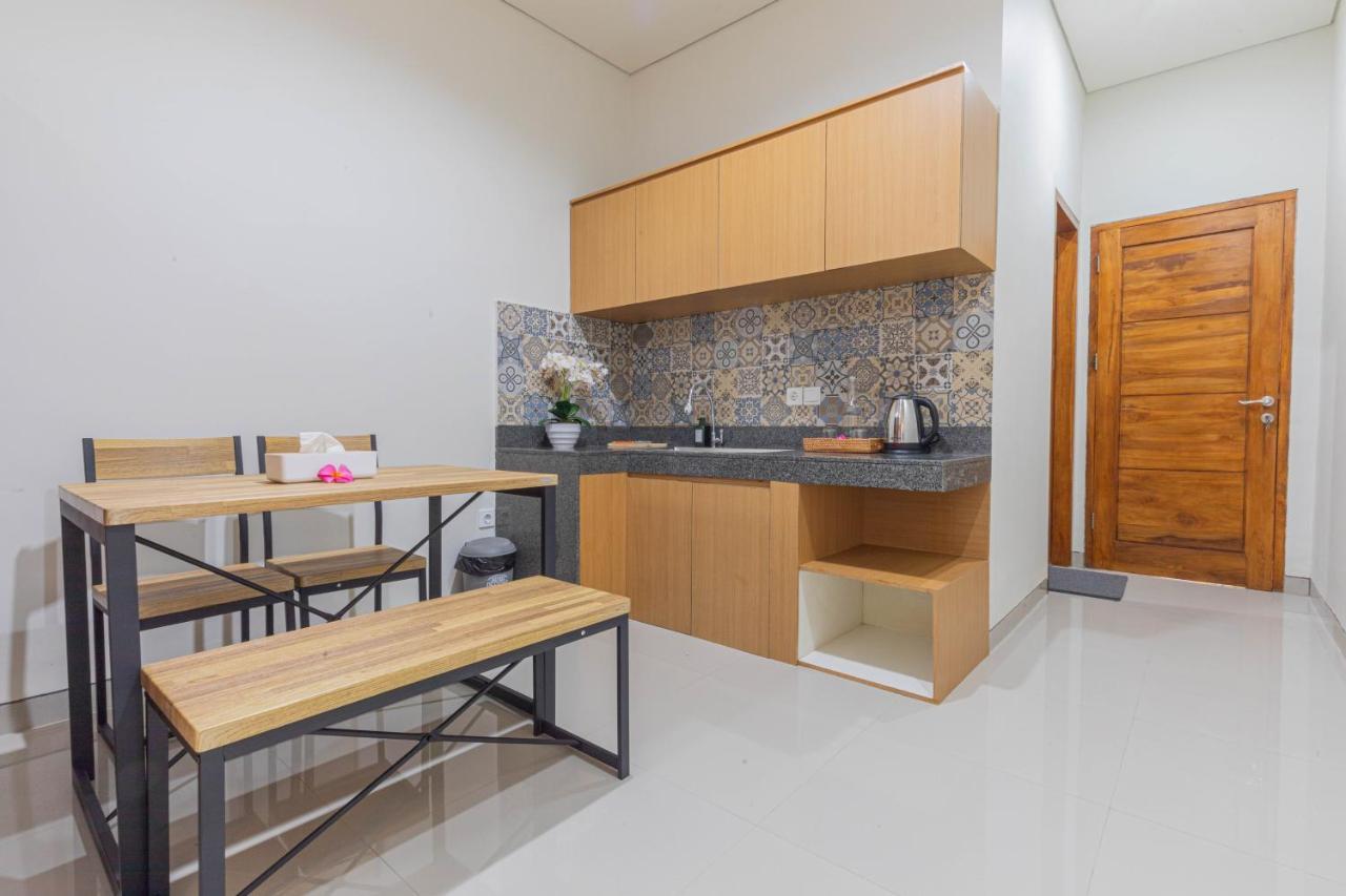 Candra Loka Studio & Apartment By The Loka Керобокан Екстер'єр фото